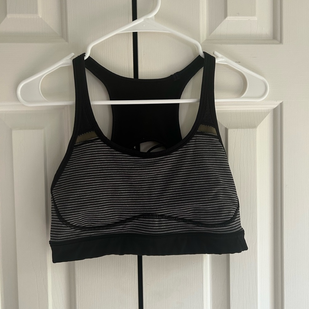 Lululemon bra